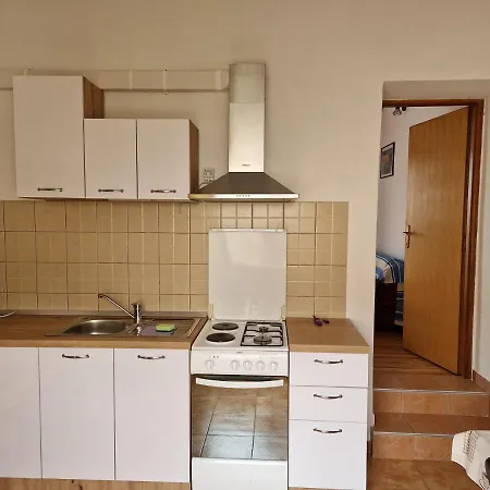 Sea View Mateo Apartman Preko